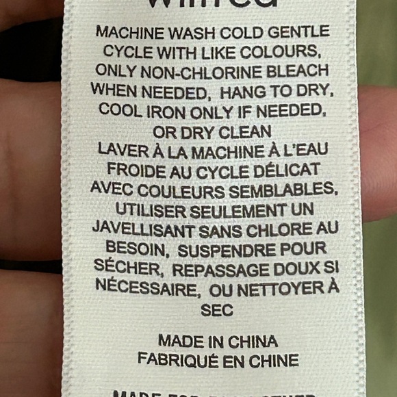 Aritzia Wilfred Fantasy Babydoll
Dress Pistachio Green Puff Sleeve,SZ L NWT - Picture 8 of 12